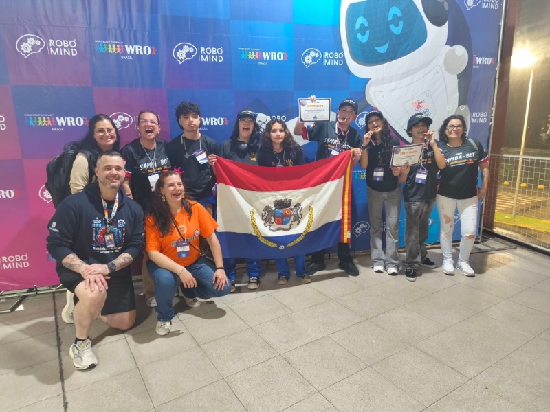 Estudantes e professores participaram da etapa nacional da World Robot Olympiad, em Joinville.Créditos: divulgação/Semed.