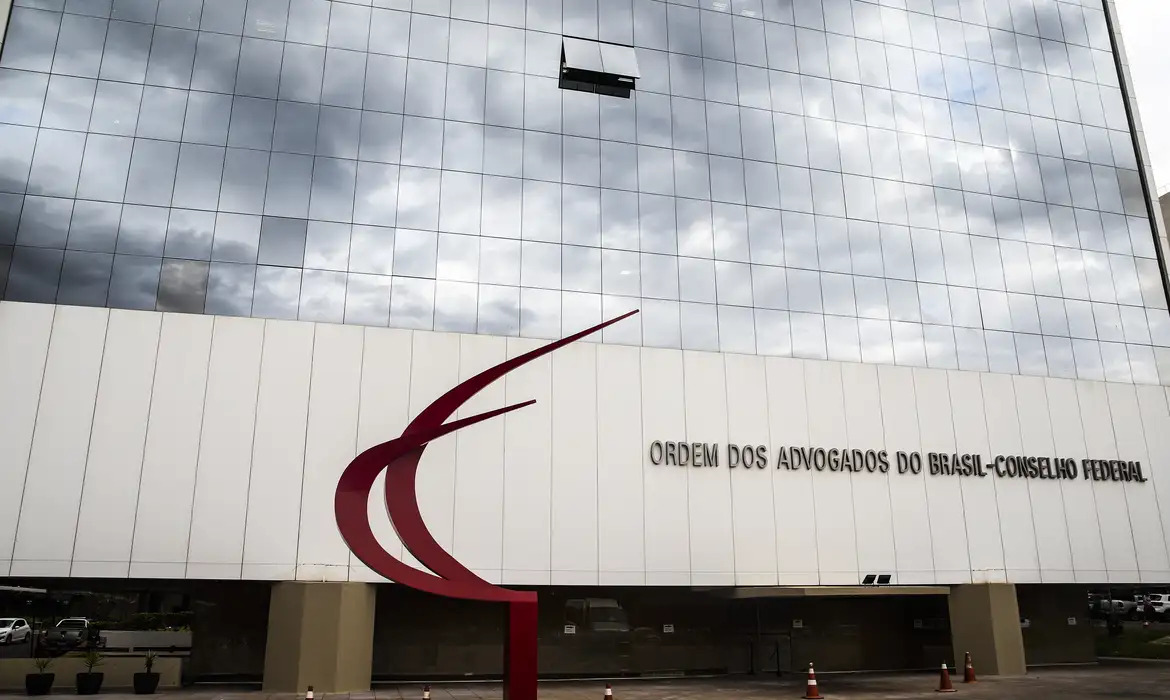 Nova lei amplia número de cargos na direção da OAB