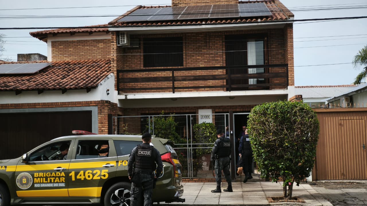 A operação investiga contratos e pagamentos realizados entre 2019 e 2024.