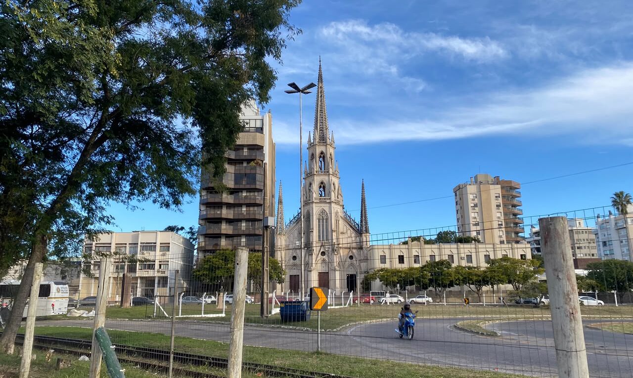 Procissão de Nossa Senhora Aparecida mobiliza fiéis