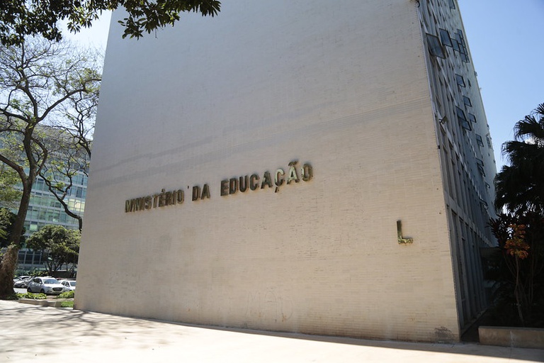 MEC destina R$ 6,9 milhões para instituições federais
